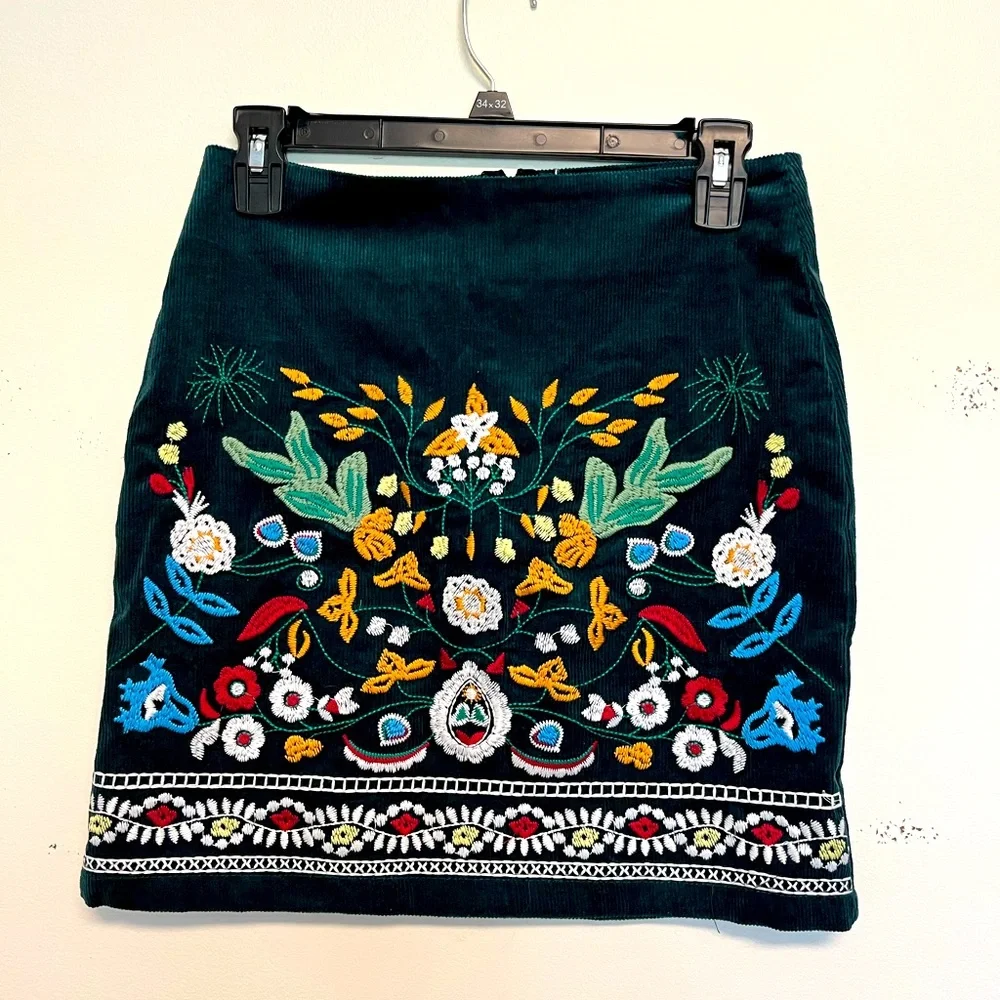 Simple Apparel mini skirt flowers multiple colors - Picture 1 of 7